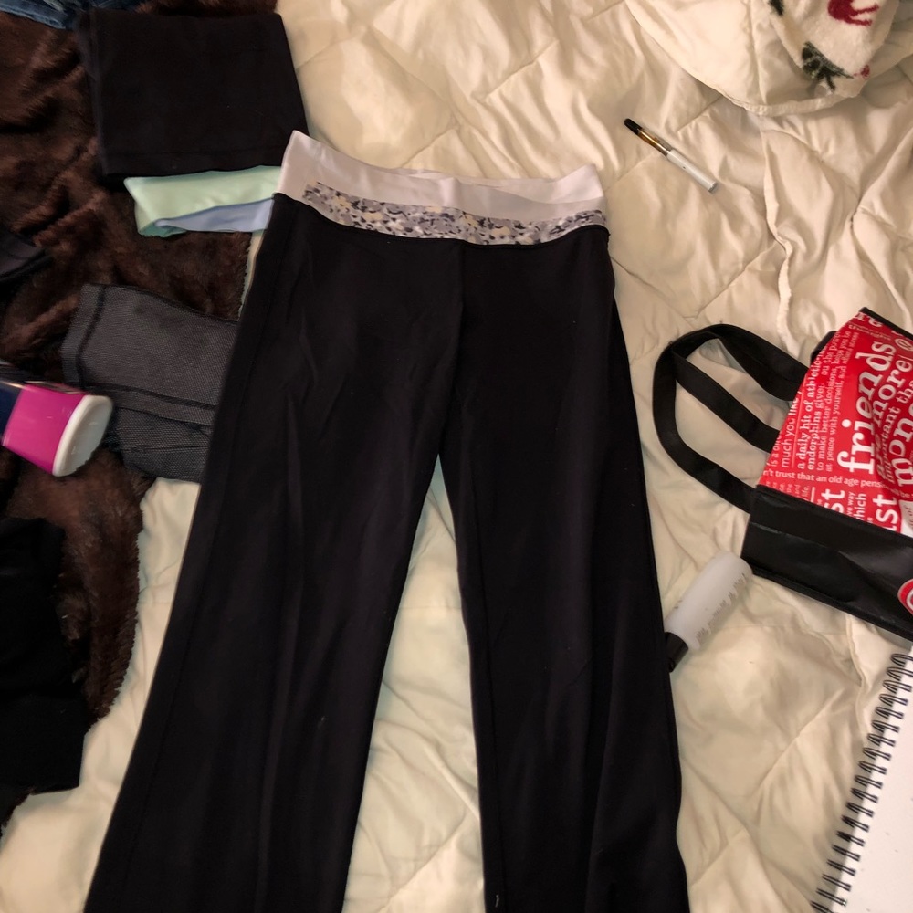 Lululemon groove pant